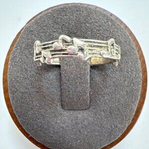 VTG Solid Sterling Silver 925 Music Staff Musical Notes 4mm Band Ring Size 6.5